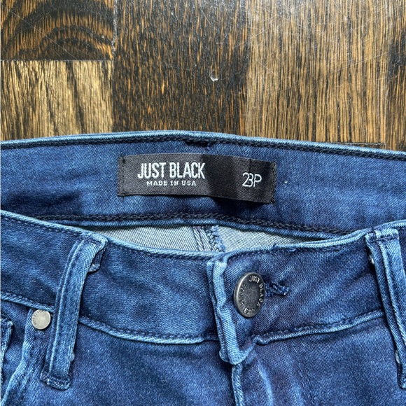 Just Black Denim High-Waisted Petite Super Skinny Jeans - Picture 2 of 3